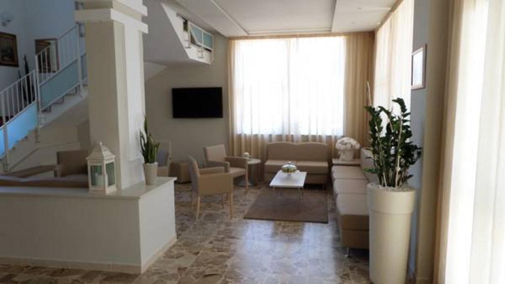 Hotel Sorriso San Mauro Mare Buitenkant foto